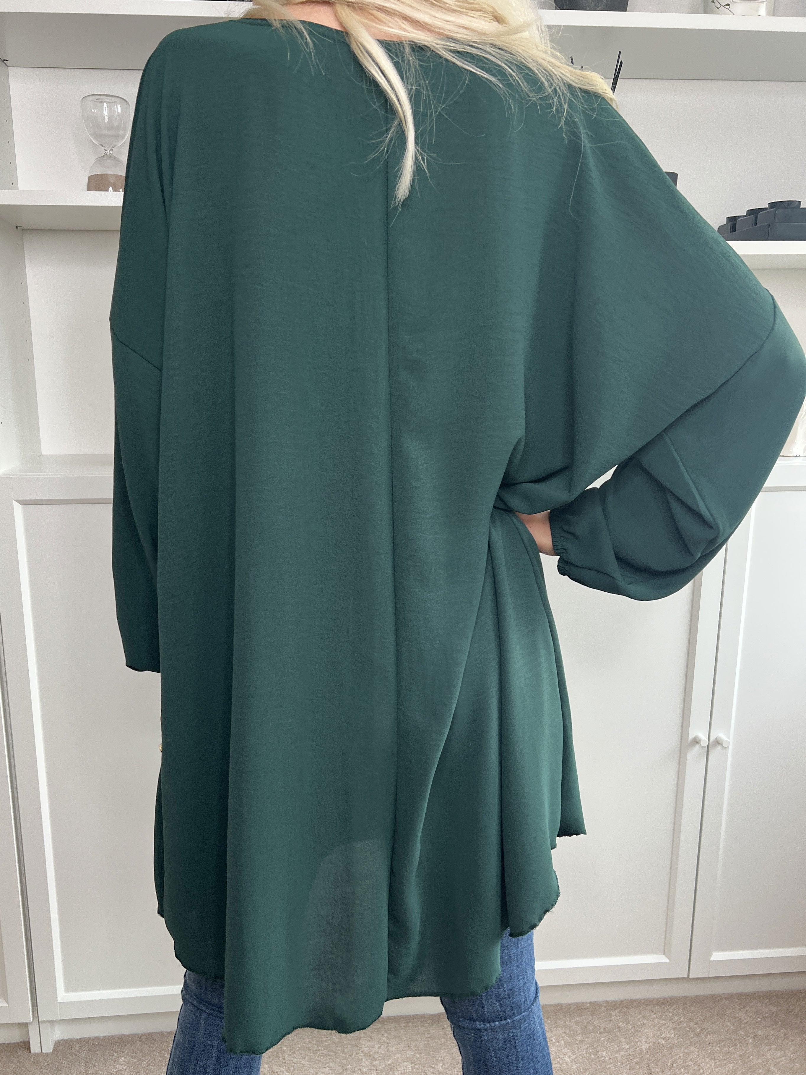 Nella - Cool klänning med skrift